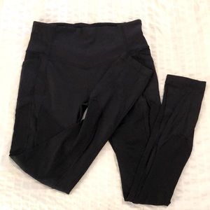 Lululemon leggings with pockets